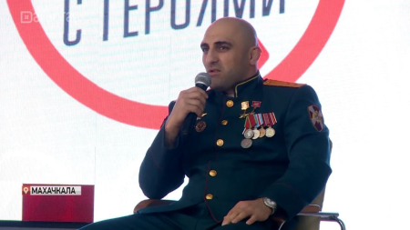 Участник программы «Доблесть гор» прошёл стажировку в Минпромторге Дагестана